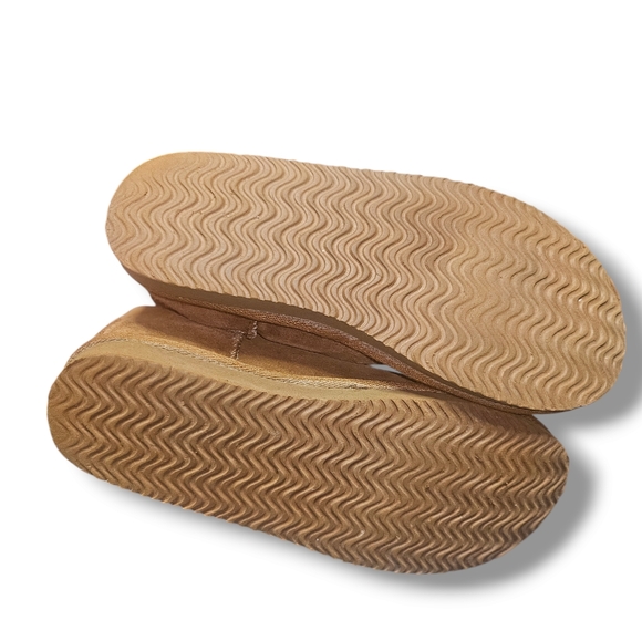 American Eagle Suede Fur-Lined Boots, Size 8 - Picture 3 of 6